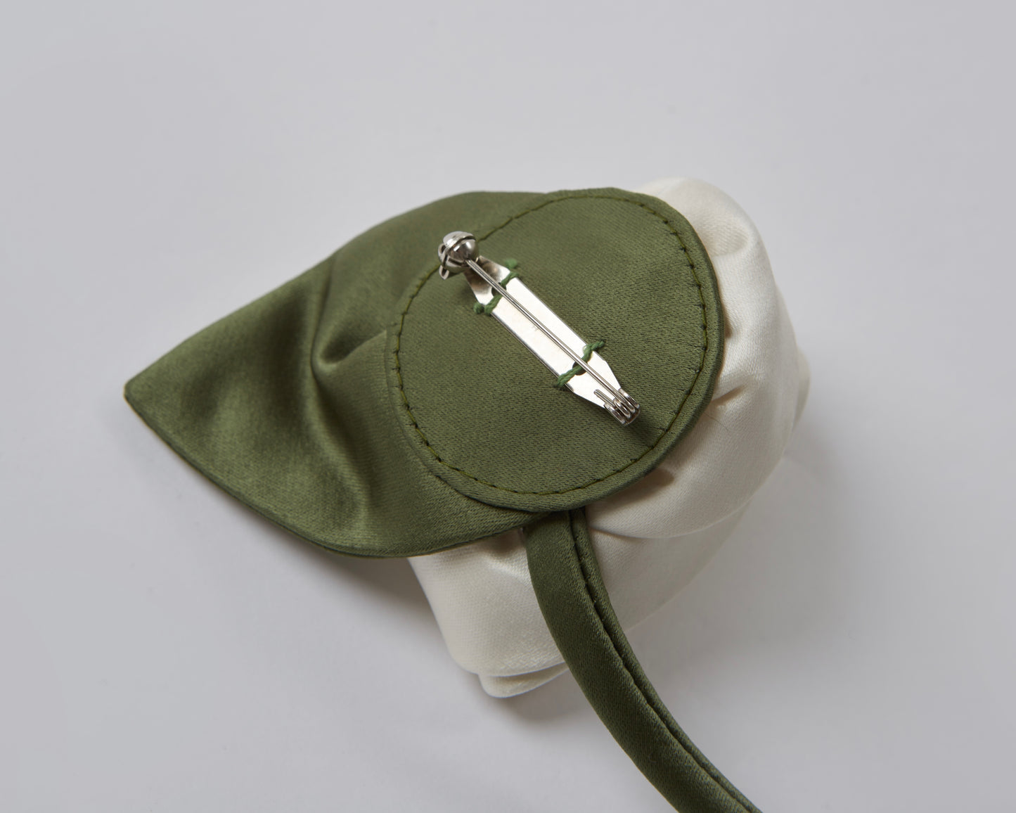 Satin Rose Brooch(Red)