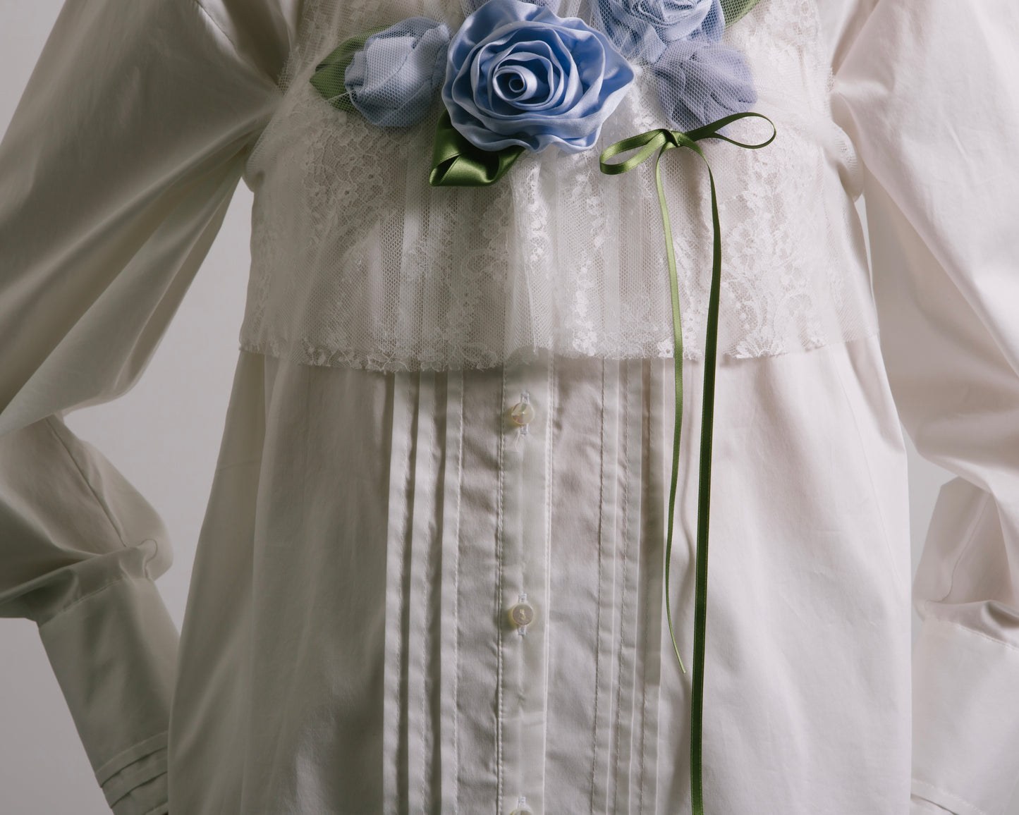 Tulle Blouse of “Roses in the Painting”
