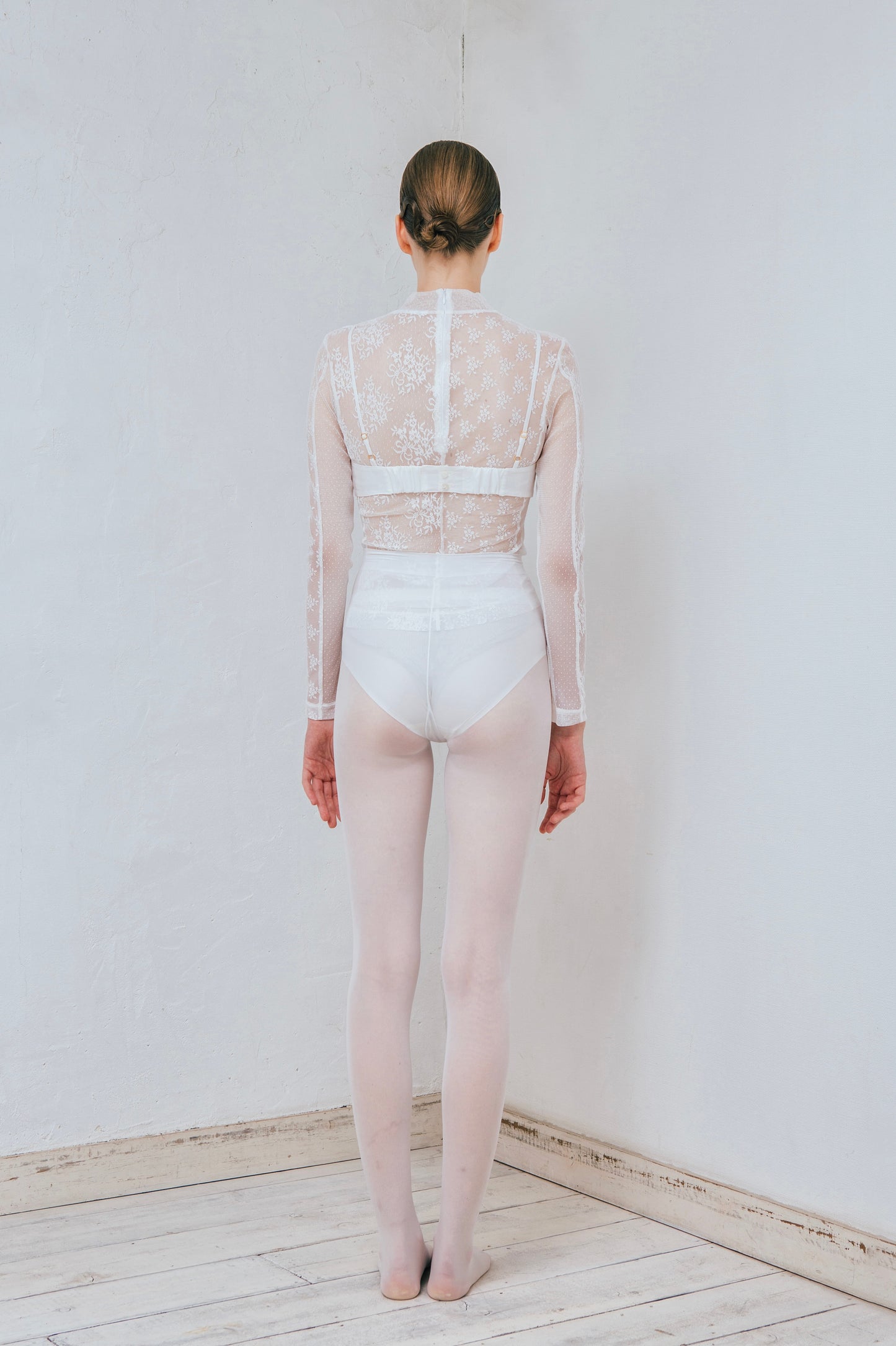 Turtle Neck Lace Patchwork Tops(White)