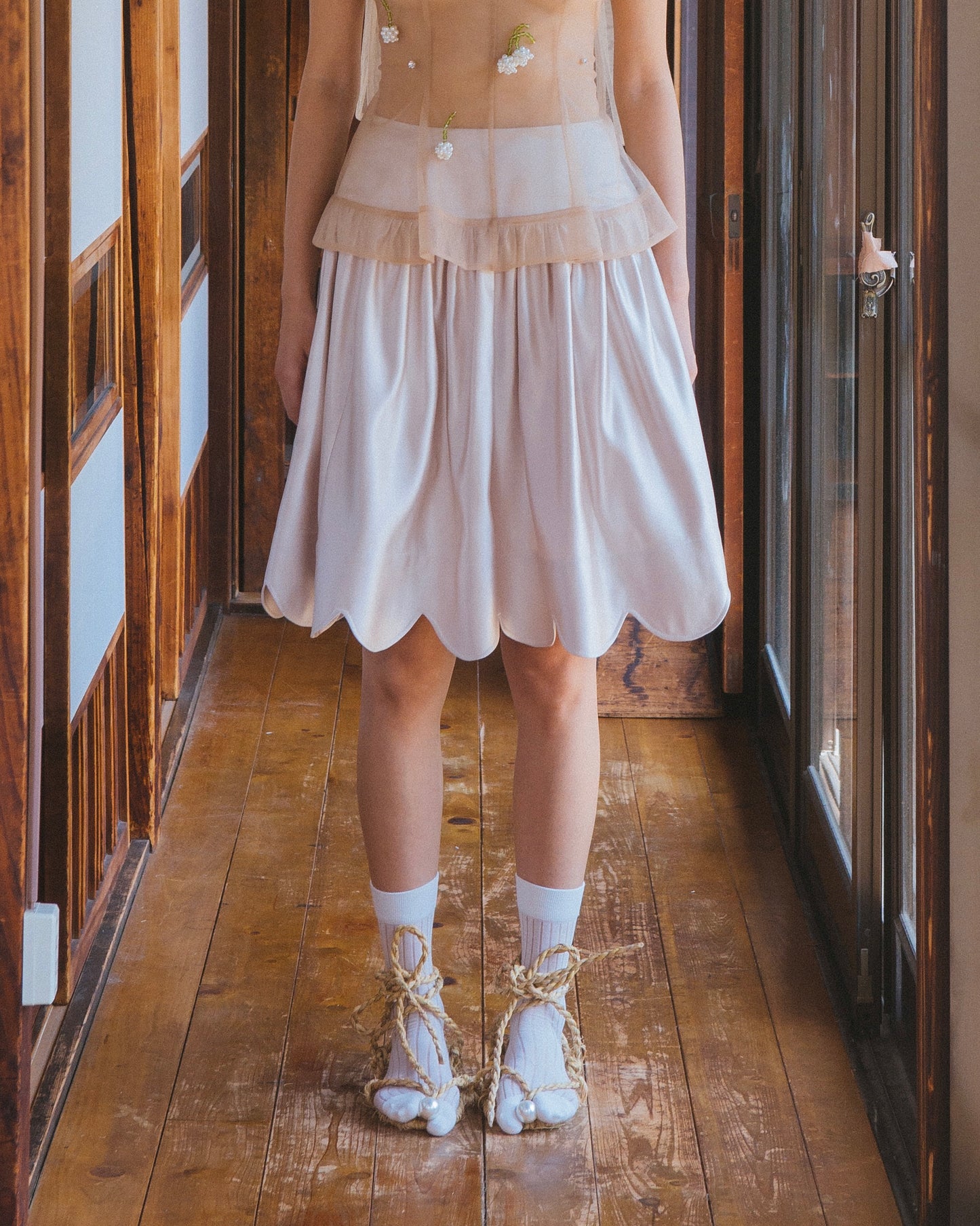 Satin Scalloped-Hem Gathered Skirt(Beige)