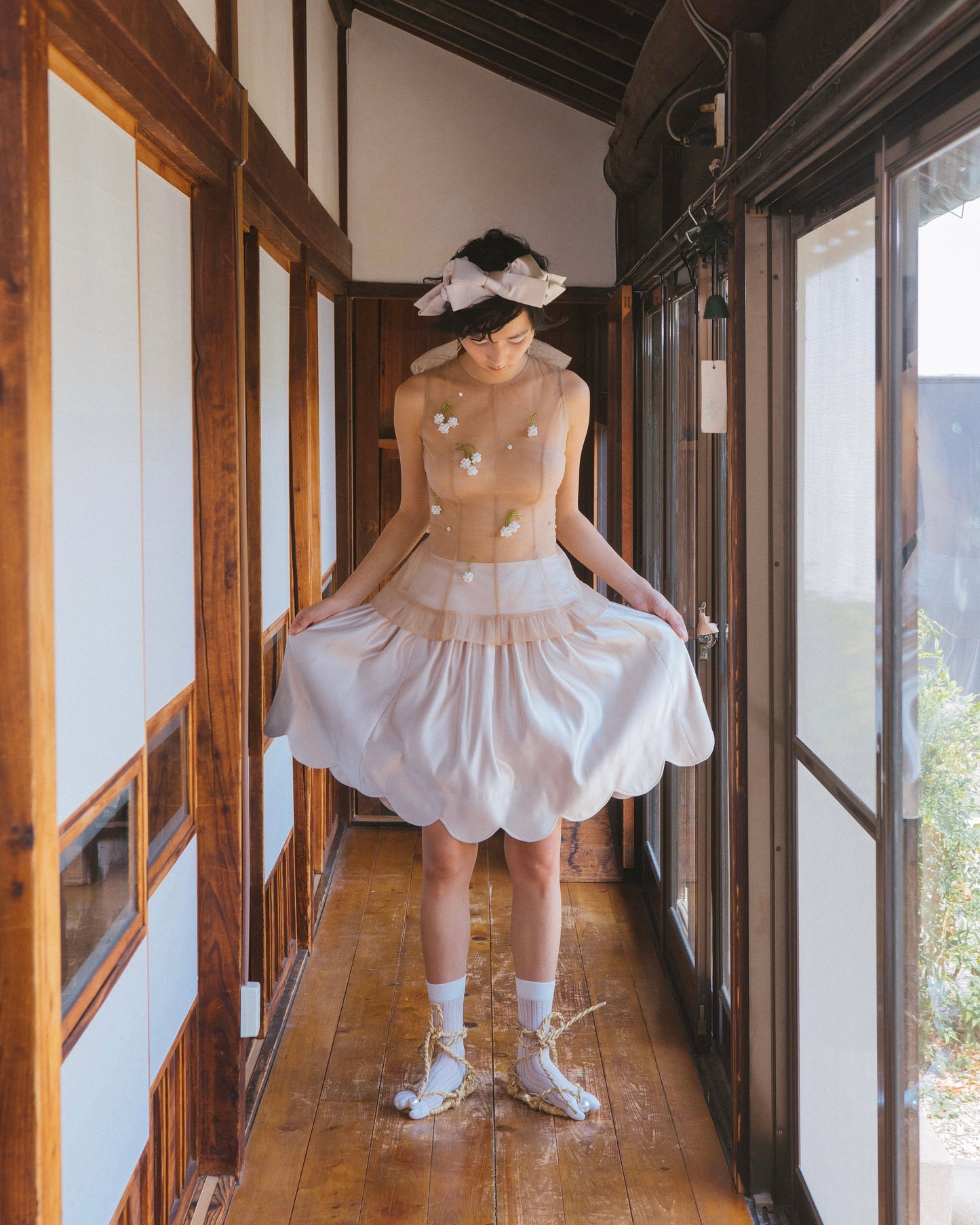 Satin Scalloped-Hem Gathered Skirt(Beige)