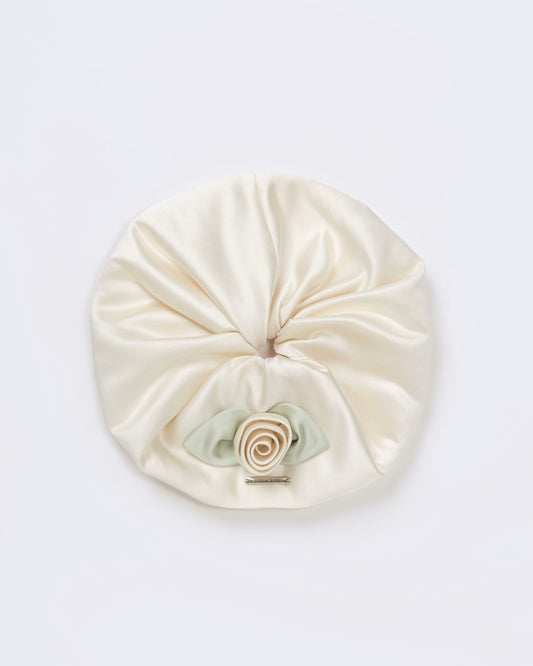 Satin Rose Scrunchie(Ivory)